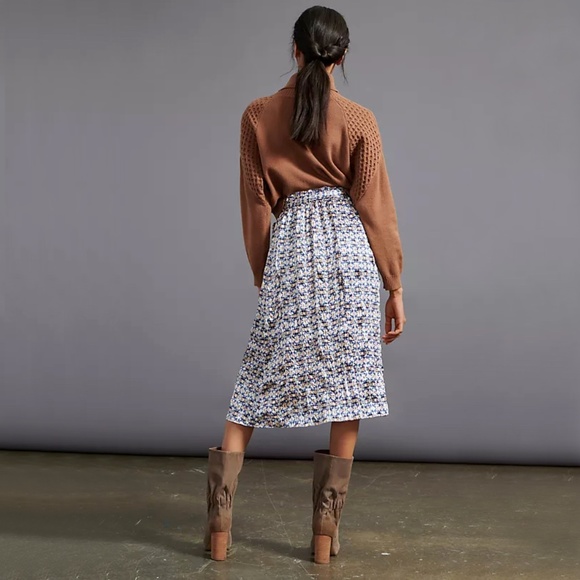 ANTHROPOLOGIE | Teresea Textured Satin Midi Skirt | NWT - Picture 3 of 6